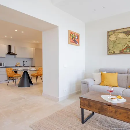 Circe Sul Mare Apartment *